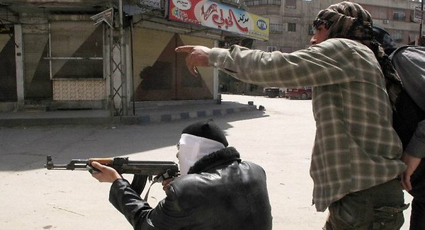 Százötven magyar nem hajlandó elhagyni Szíriát