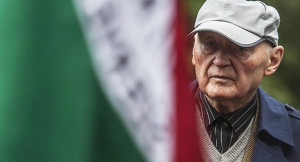 „Nem álltam kapcsolatban a karhatalommal”