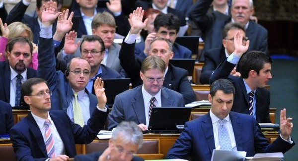 Akik ellopták Magyarországról a demokráciát